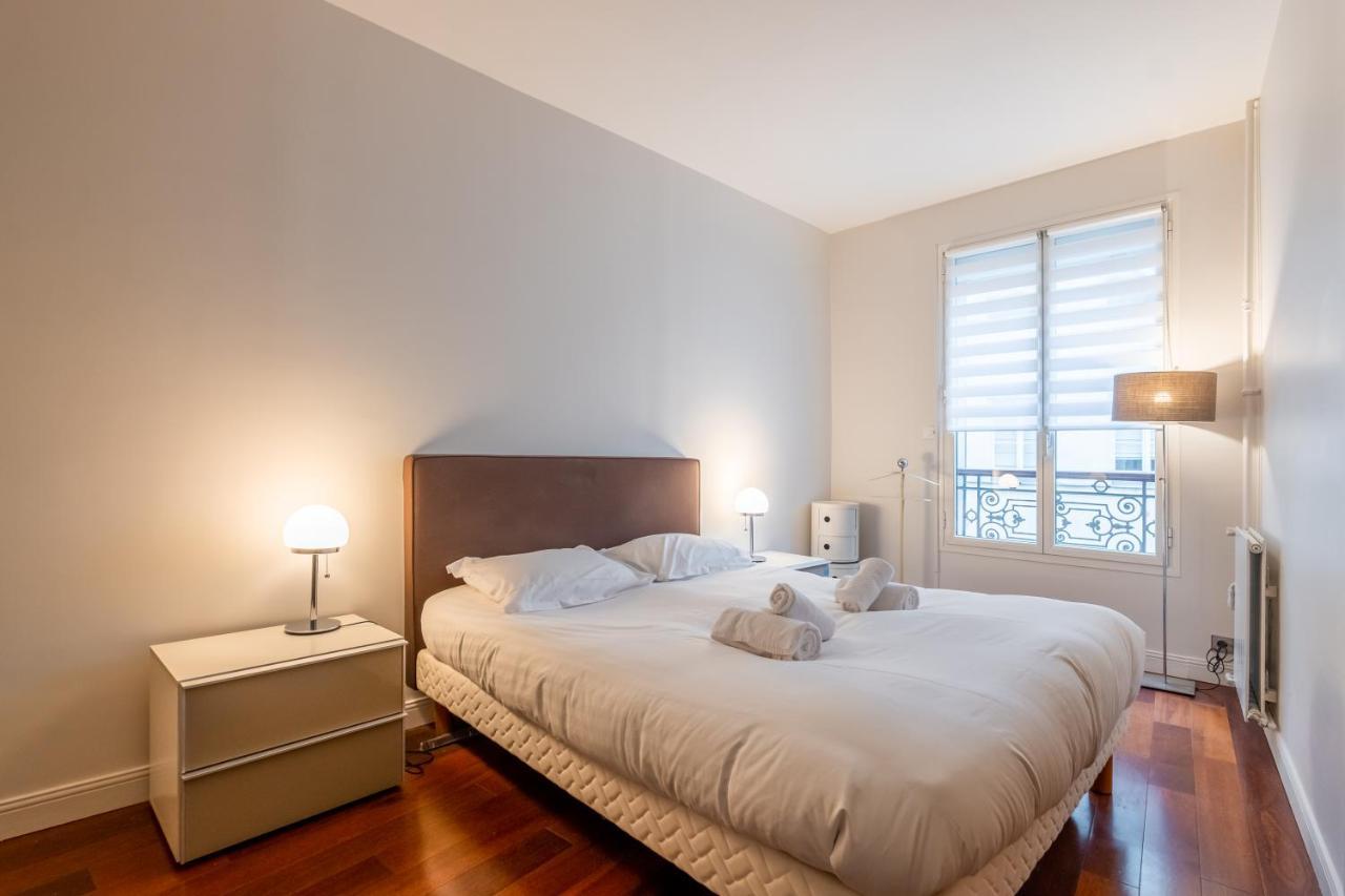 Veeve - Pompidou Hideaway Apartment Paris Bagian luar foto